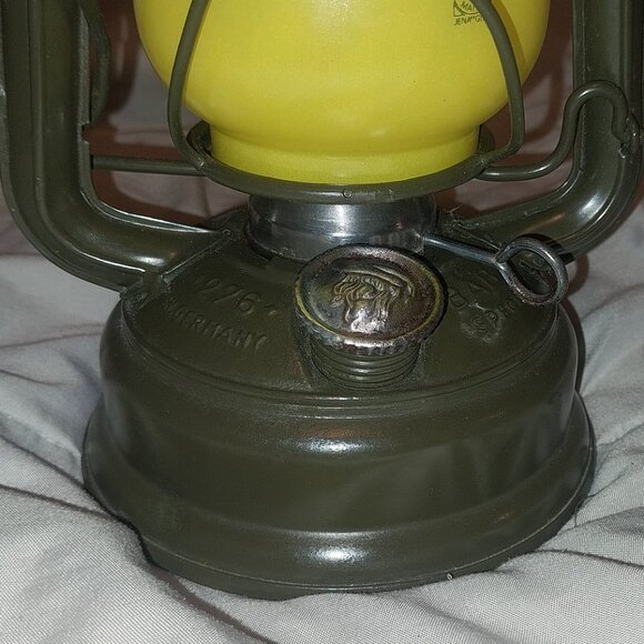 VINTAGE FEUERHAND STURMKAPPE DBP WITH ORIGINAL AMBER GLOBE - Picture 9 of 12